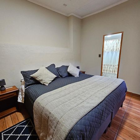 Hostal De Colon ลาเซเรนา ภายนอก รูปภาพ
