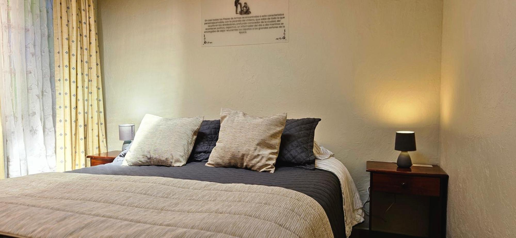 Hostal De Colon ลาเซเรนา ภายนอก รูปภาพ