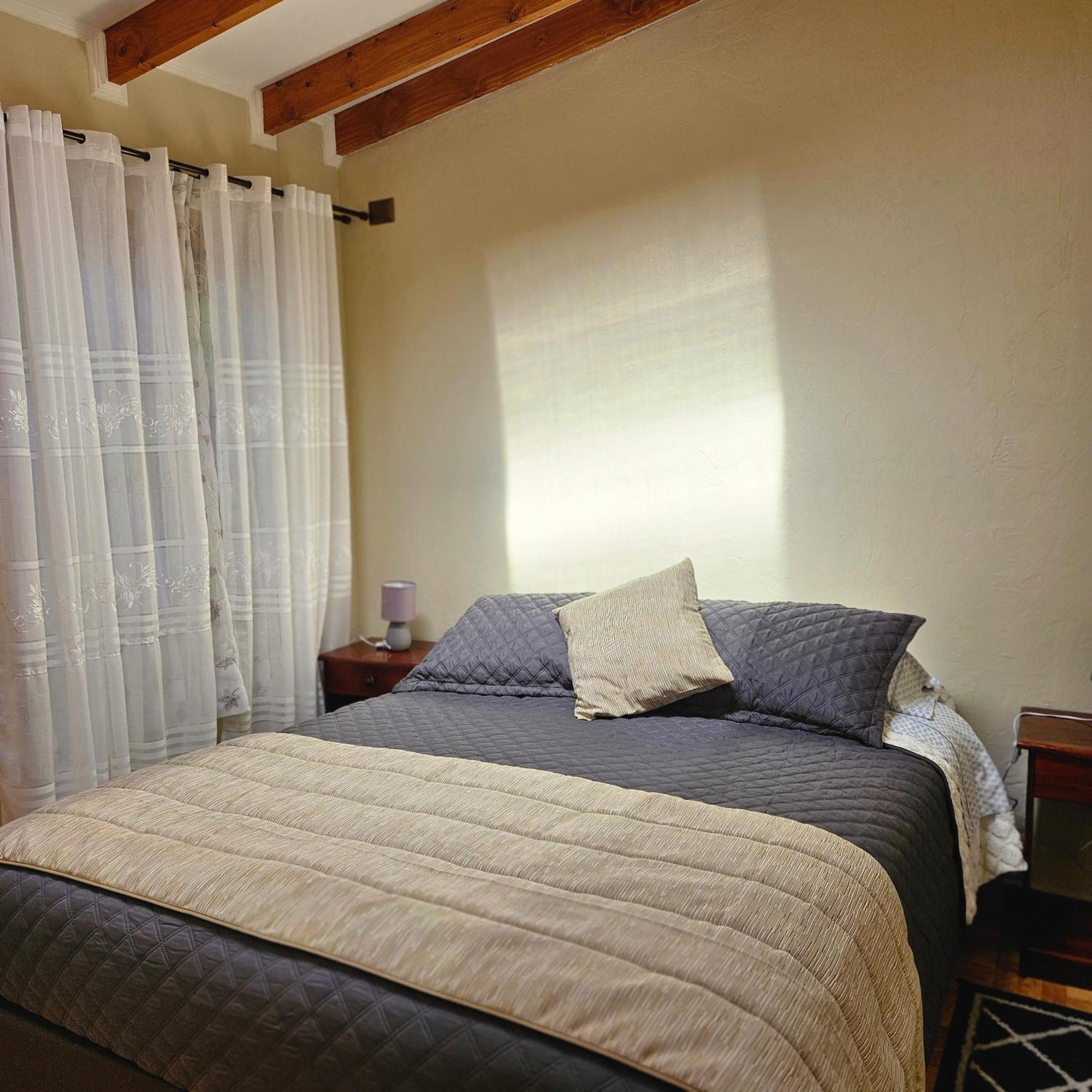 Hostal De Colon ลาเซเรนา ภายนอก รูปภาพ