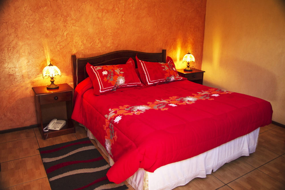 Hostal De Colon ลาเซเรนา ภายนอก รูปภาพ