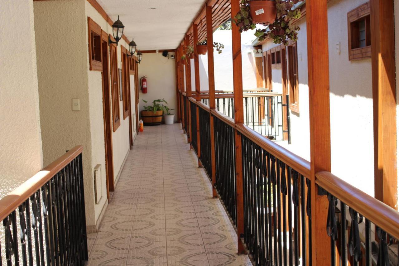 Hostal De Colon ลาเซเรนา ภายนอก รูปภาพ